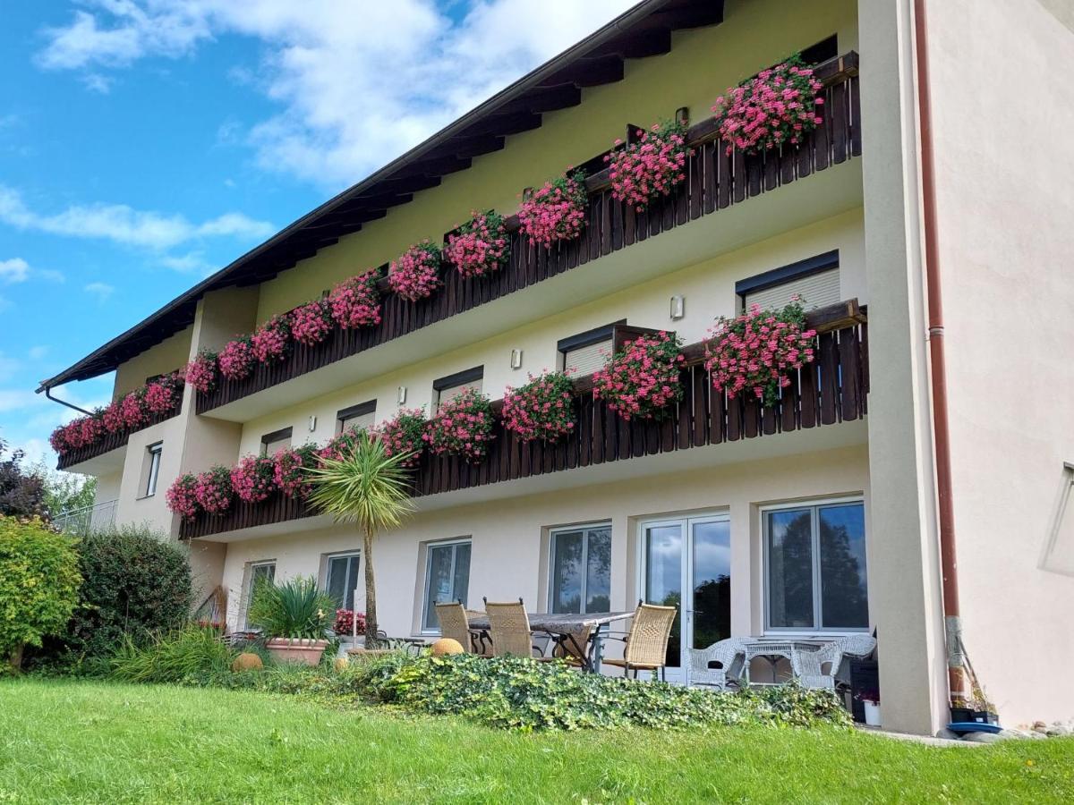 Apartment Juni-Rose By Interhome Velden am Woerthersee Exterior photo